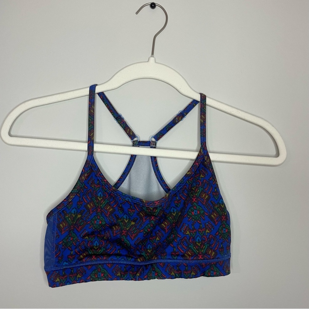 Aerie Small Blue, Green, and Red Tribal Patterned Sports Bra with Removable Pads